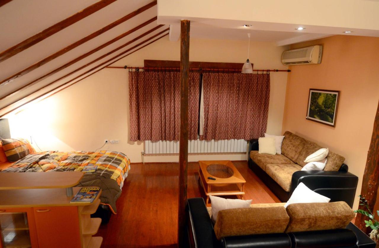 Accommodation Adriatic Inn Скопье Экстерьер фото