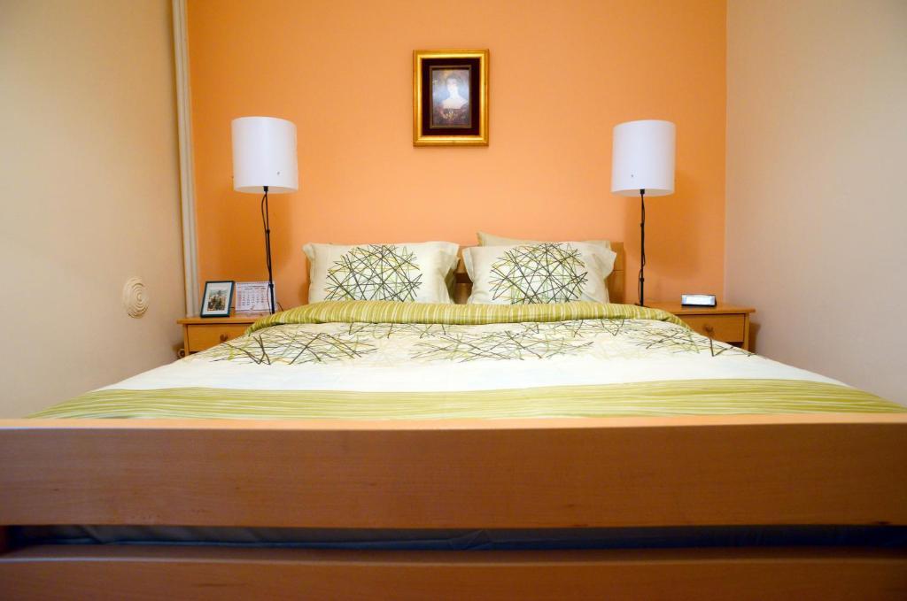 Accommodation Adriatic Inn Скопье Экстерьер фото